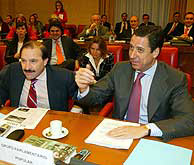 Vicente Martnez Pujalte (izda.) y Eduardo Zaplana. (Foto: Alberto Cullar)